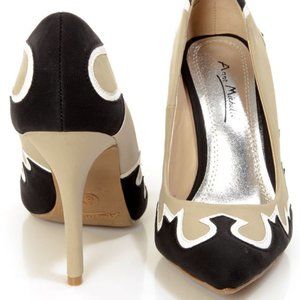 Anne Michelle Taupe and Black Pump